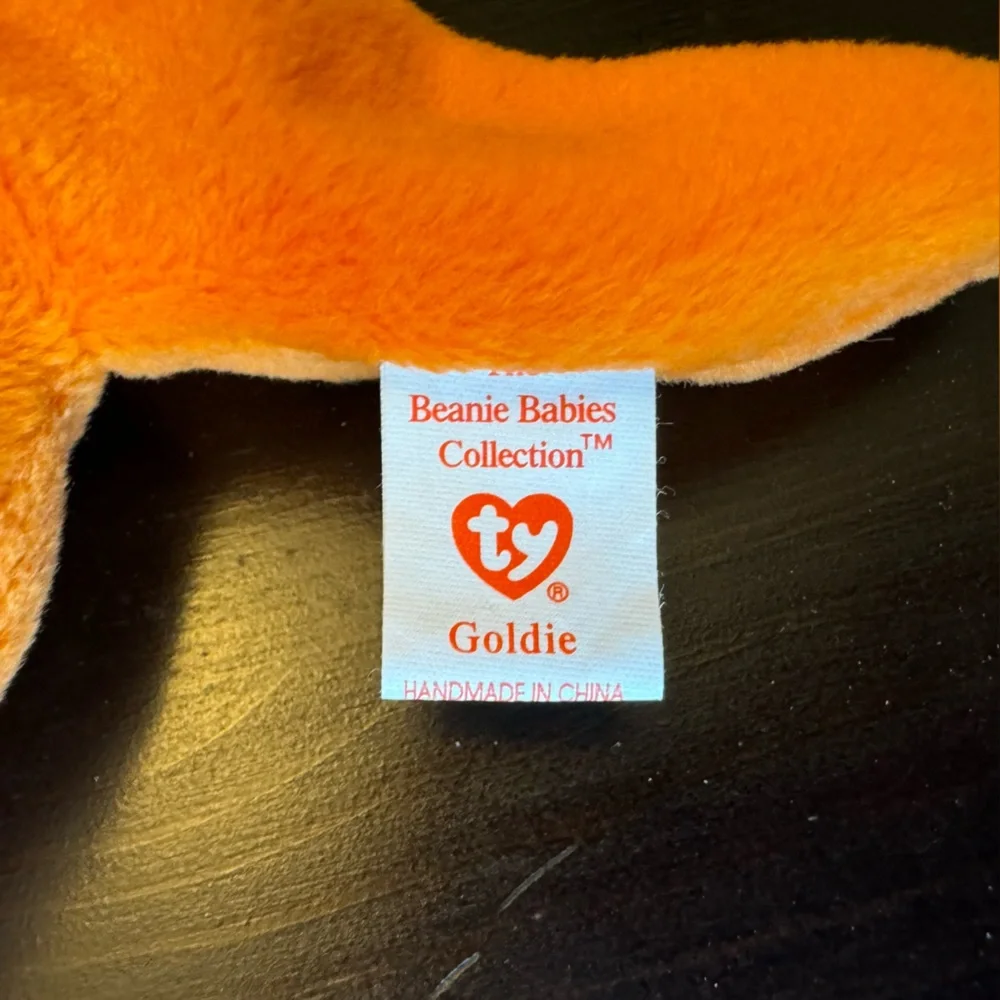 Vintage 1994 Goldie Ty Beanie Babies goldfish (style 4023) PVC retired plush